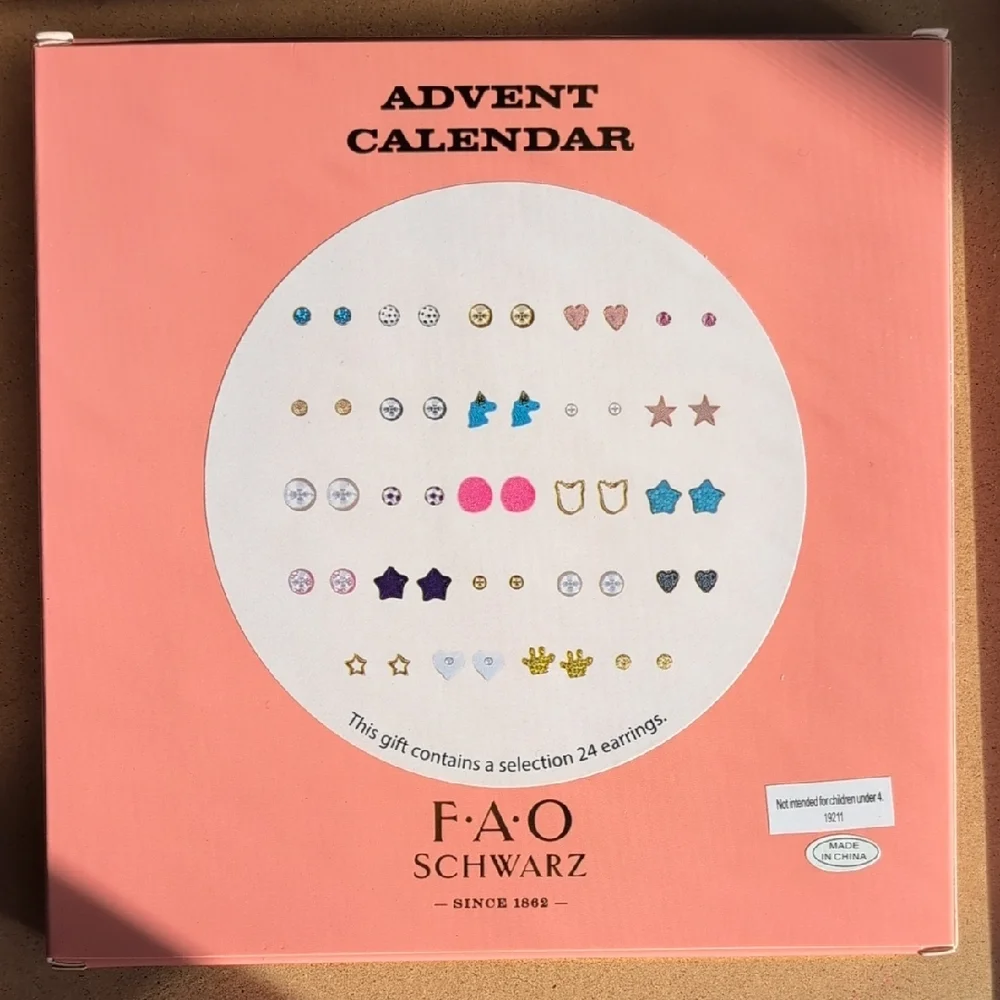 FAO Schwarz Festive Advent Calendar - Red, Pink, Black, White